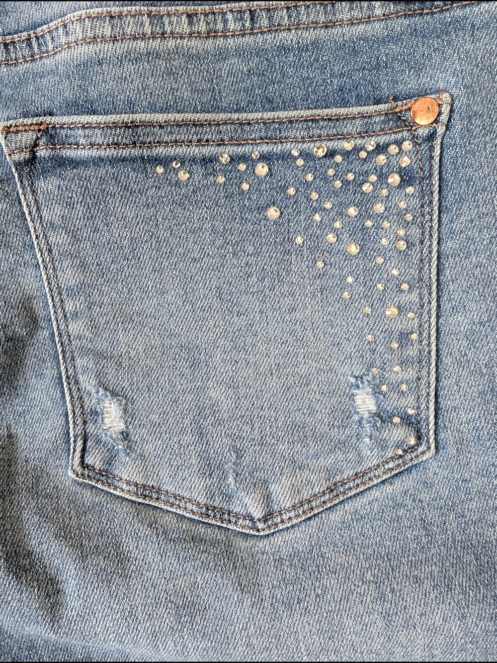 Judy Blue Rhinestone Slim Fit Distressed Jeans Size 13/31 Women's Stretch Denim - Picture 13 of 16